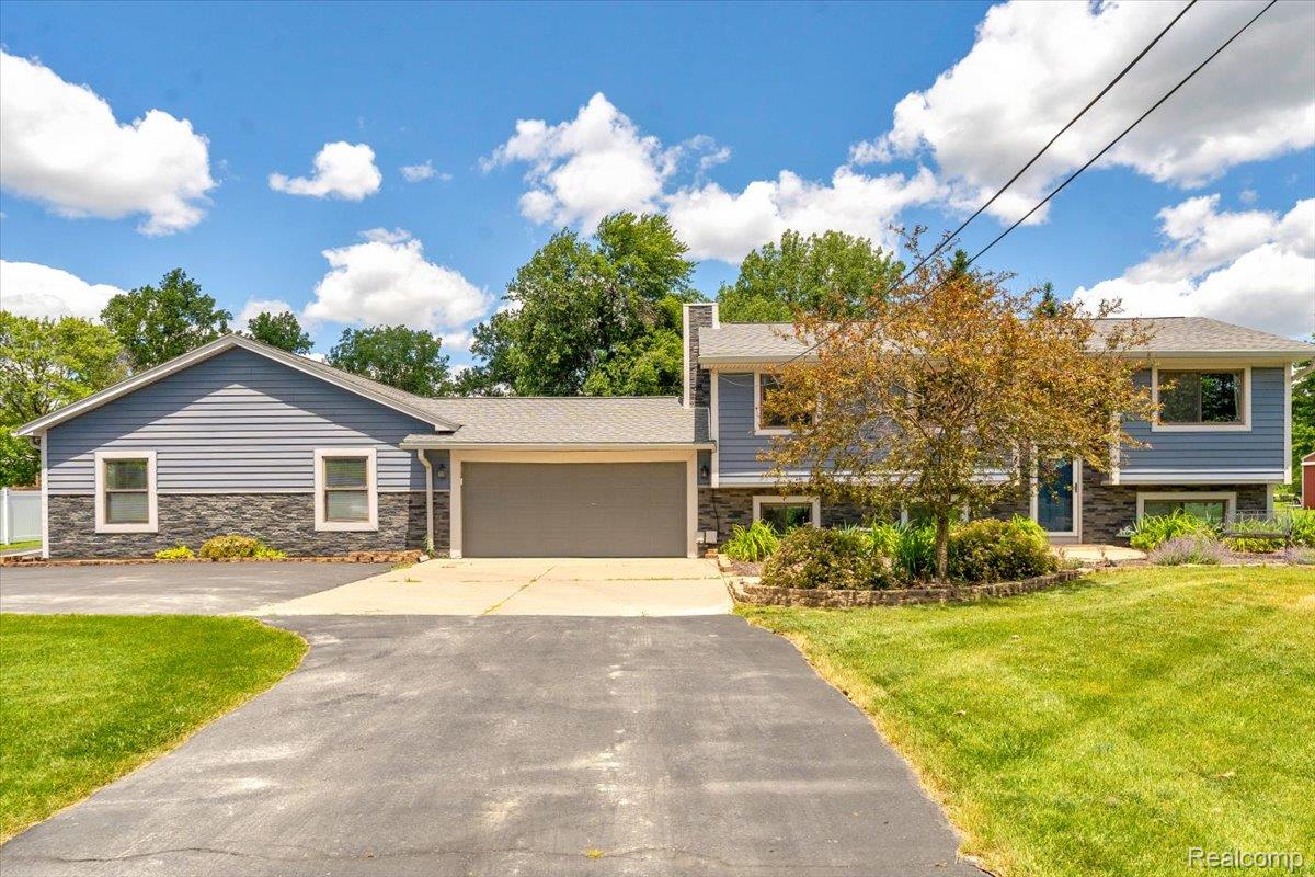 27520 West Road Romulus, MI 48174 - Photo 3 of 72 2-27520 West Rd_1.jpg