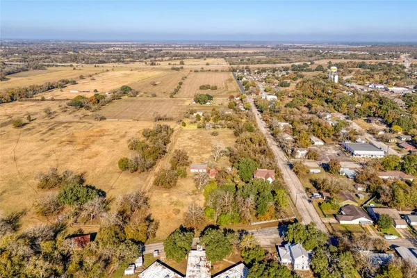 $1,249,000 | 541 North Main Street, La Grange, TX 78945