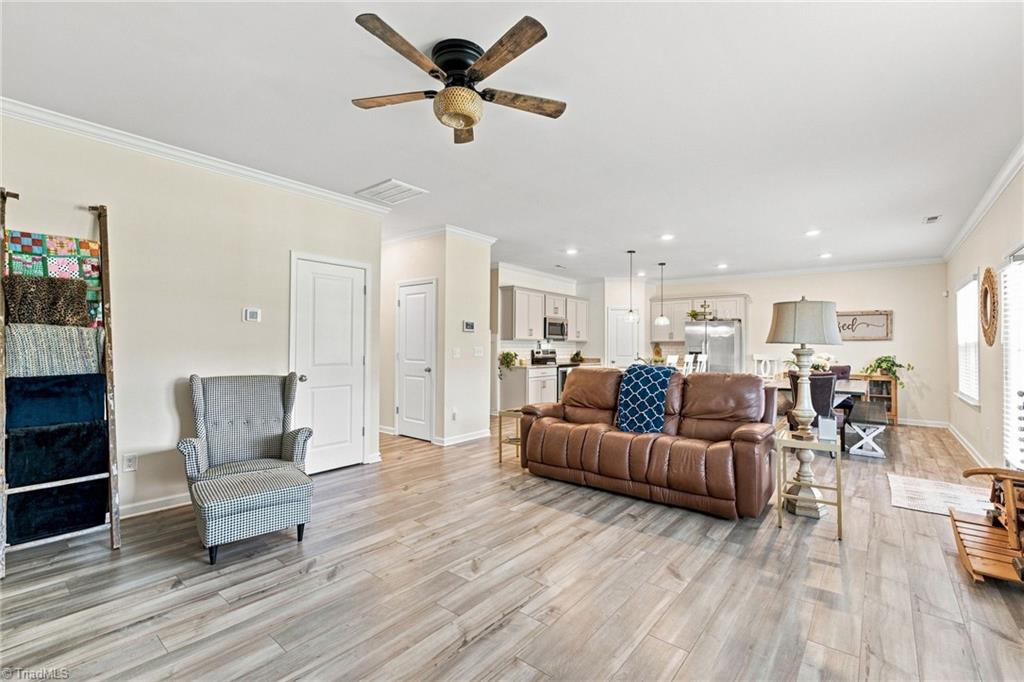 133 Stone Hollow Road Lexington, NC 27295 - Photo 6 of 43 Gallery Image 6