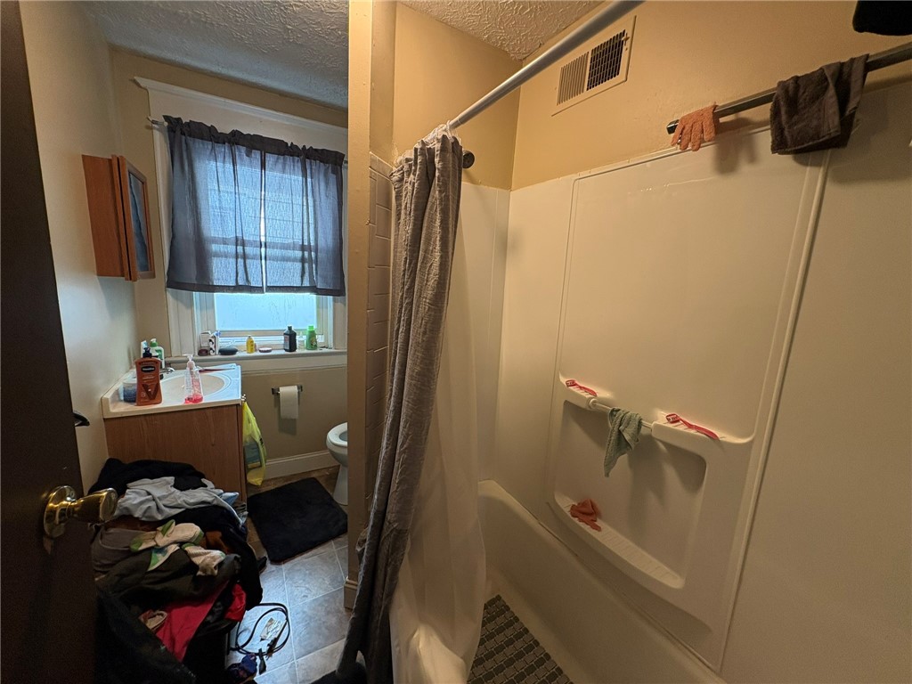 183 Wellington Avenue Rochester, NY 14611 - Photo 17 of 36