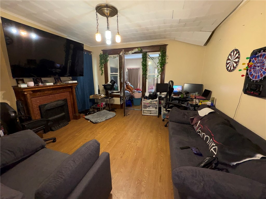 183 Wellington Avenue Rochester, NY 14611 - Photo 25 of 36