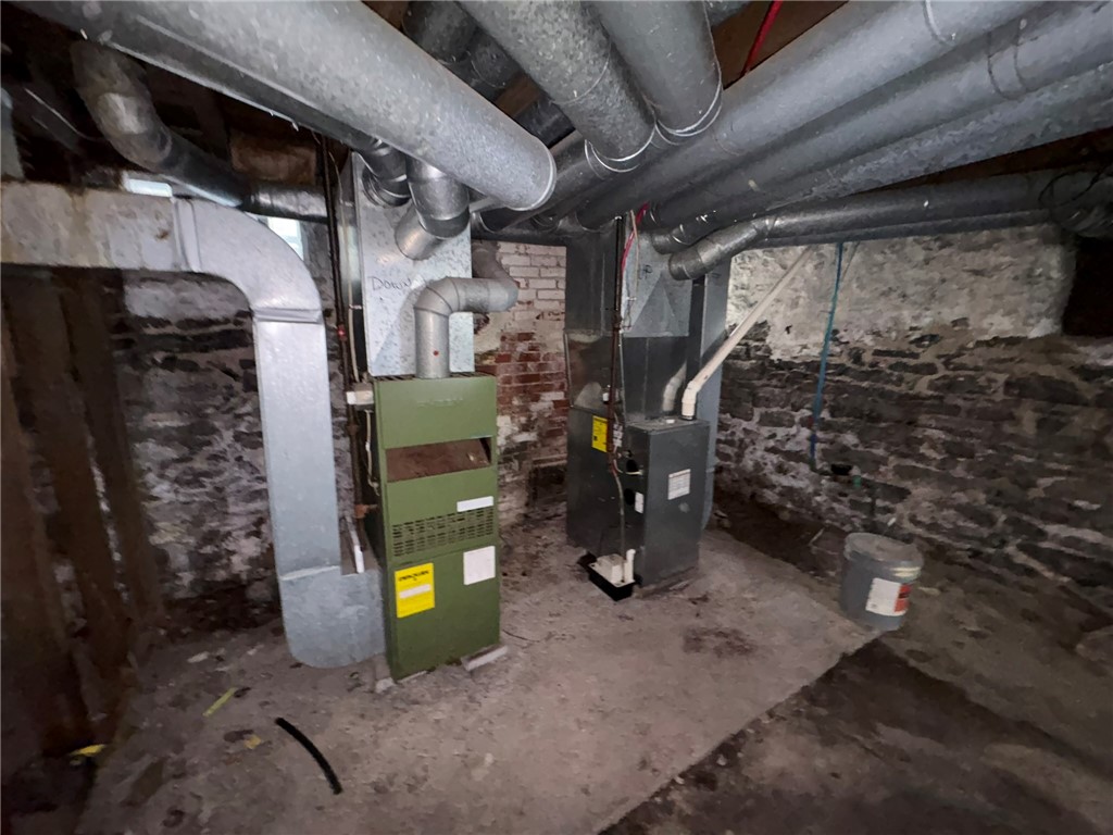 183 Wellington Avenue Rochester, NY 14611 - Photo 34 of 36