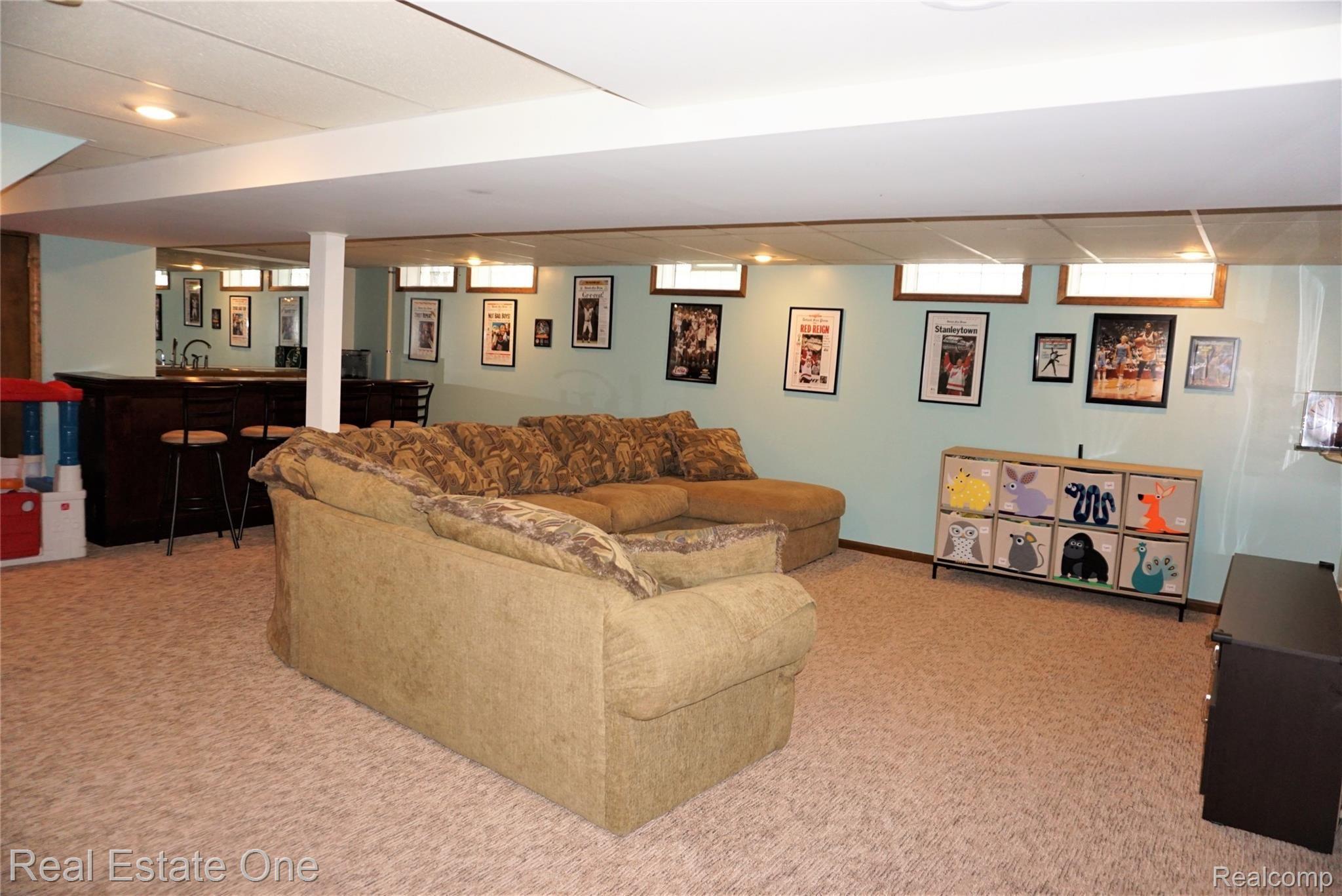 1572 Colony Drive Rochester, MI 48307 - Photo 21 of 35 DSC02053 (2).JPG