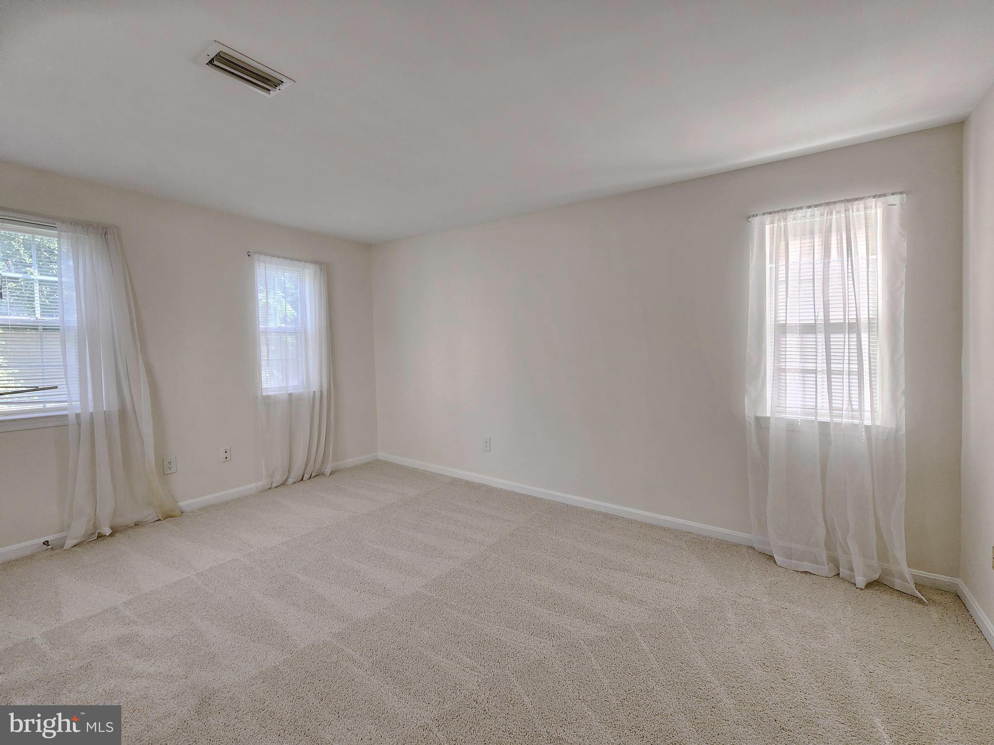 14905 Rydell Road, Unit 103 Centreville, VA 20121 - Photo 17 of 30