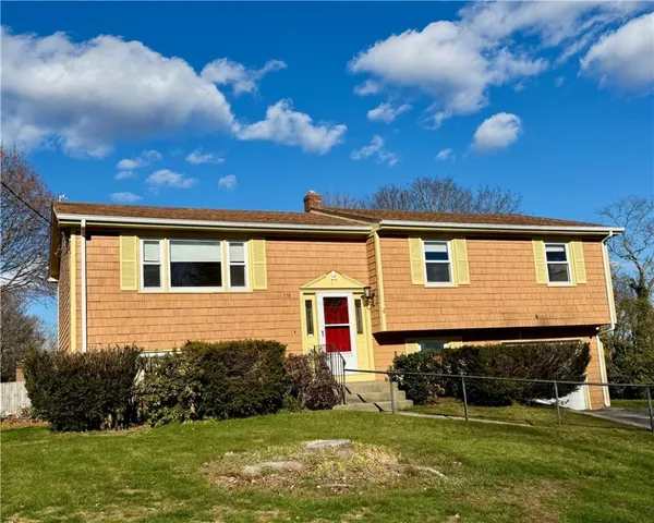 $3,400 | 178 Canonchet Drive, Portsmouth, RI 02871