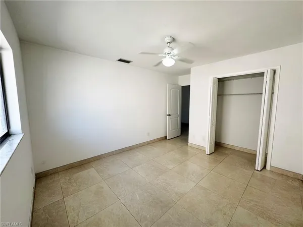$3,500 | 630 105th Avenue North, Naples, FL 34108