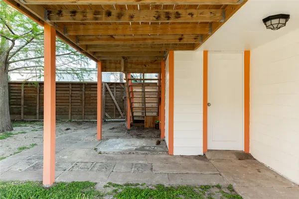 $1,150 | 2512 Avenue K, Unit BACK, Galveston, TX 77550