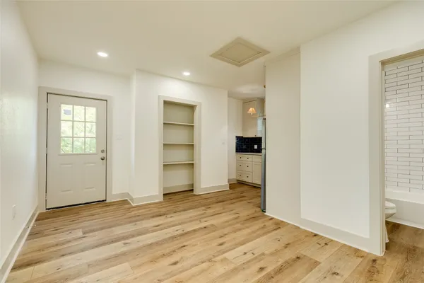 $1,150 | 2512 Avenue K, Unit BACK, Galveston, TX 77550