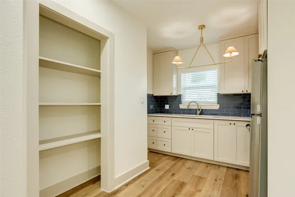 $1,150 | 2512 Avenue K, Unit BACK, Galveston, TX 77550