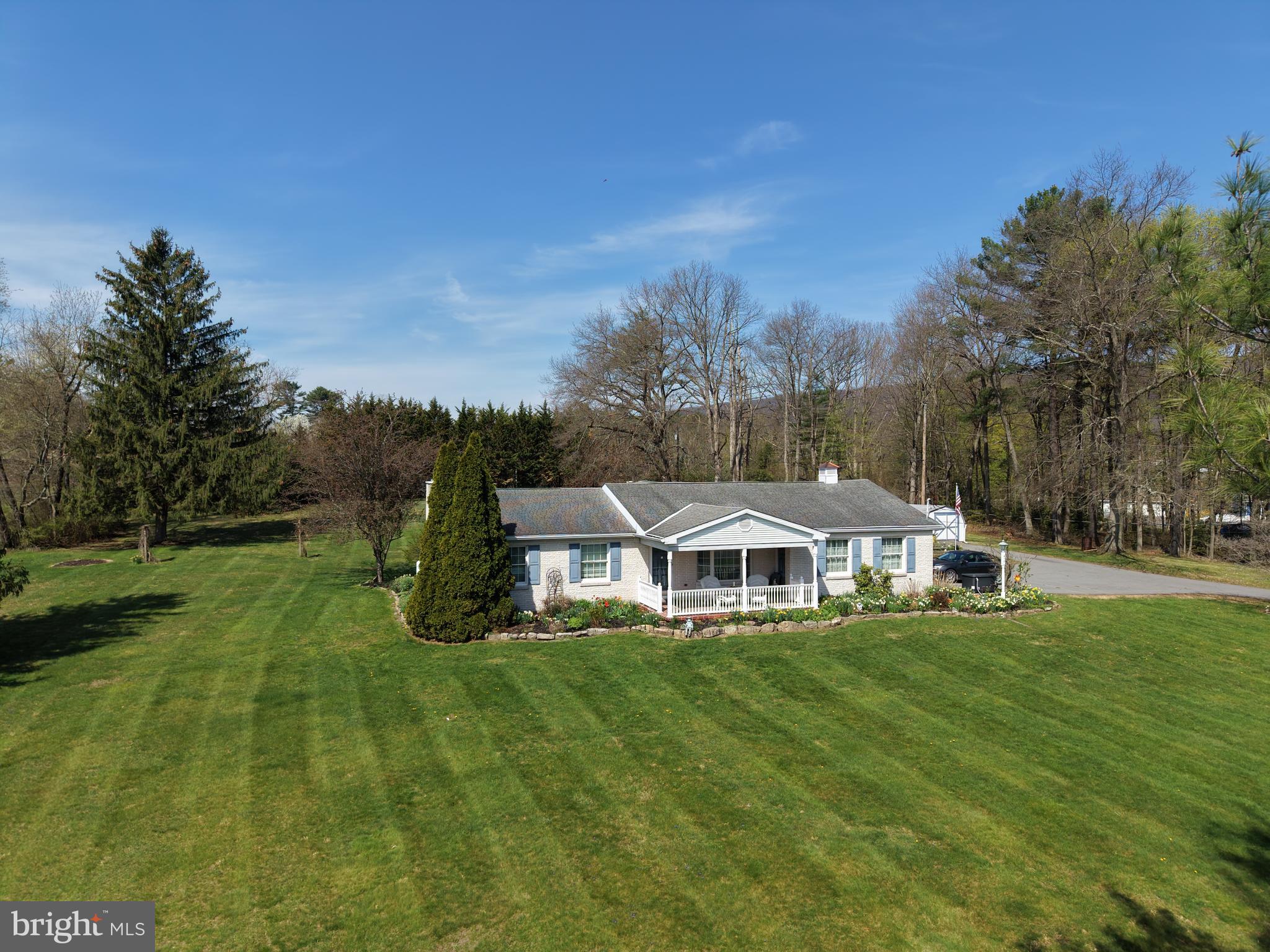 422 Greenwood Road Tower City, PA 17980 - Photo 6 of 100