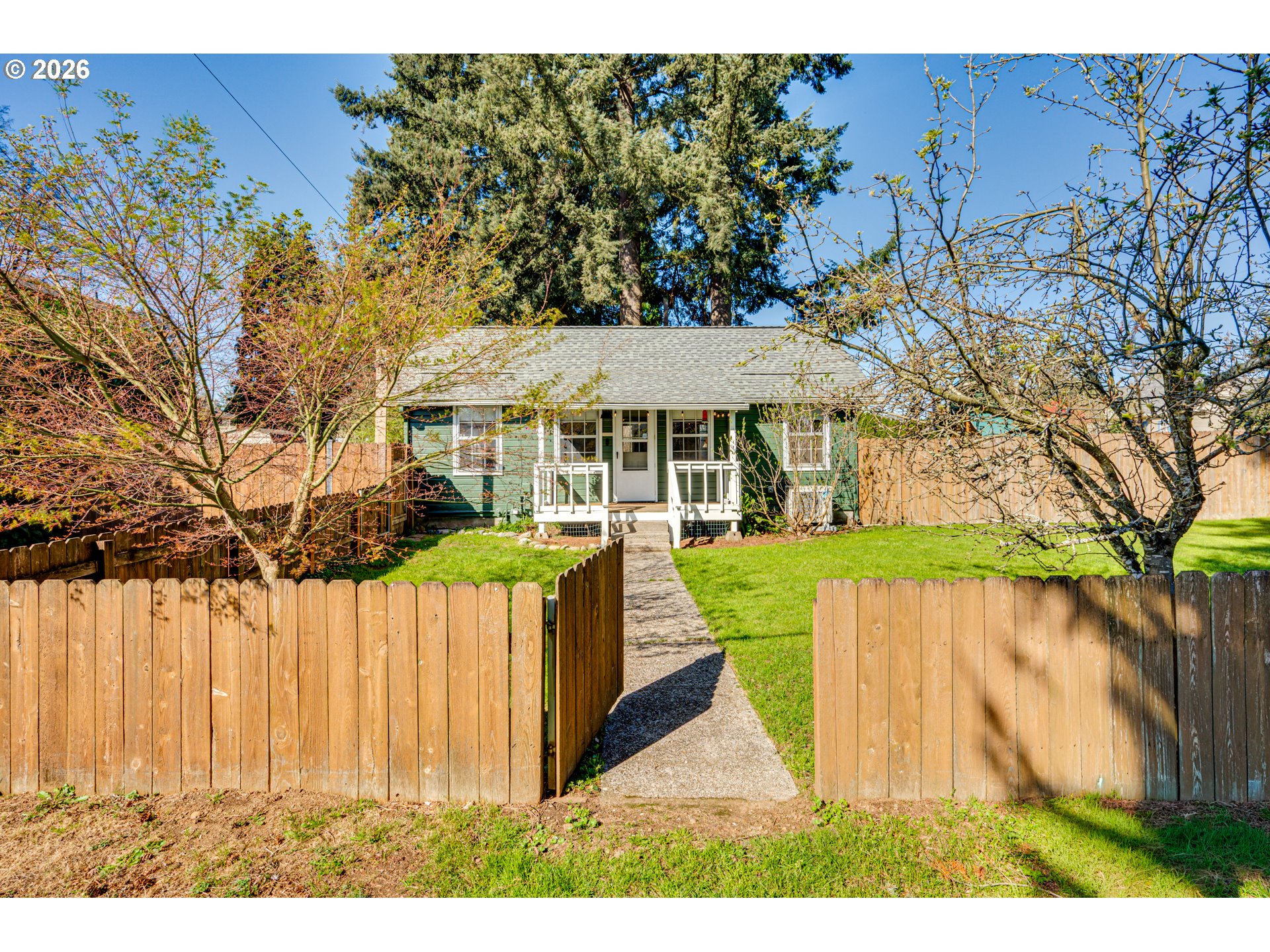 565 9th Street Washougal, WA 98671 - Photo 2 of 24 a view of a house with a yard