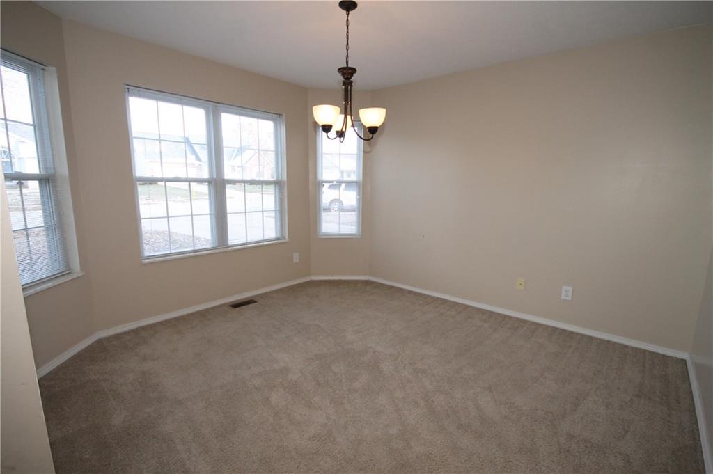 6127 Brandermill Ridge Columbus, IN 47203 - Photo 15 of 35 Gallery Image 15