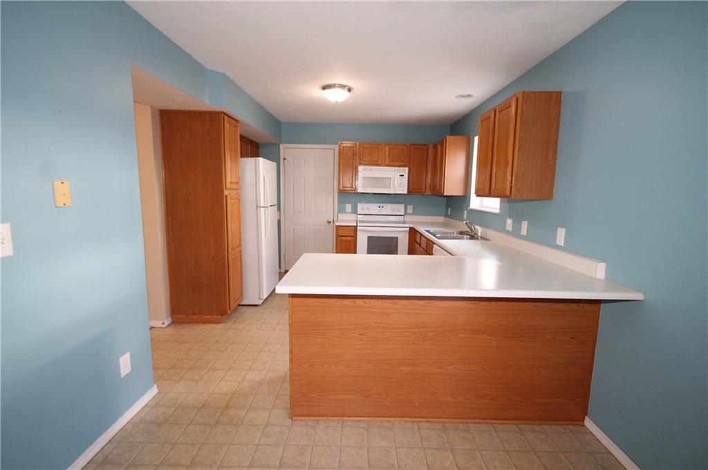 6127 Brandermill Ridge Columbus, IN 47203 - Photo 9 of 35 Gallery Image 9