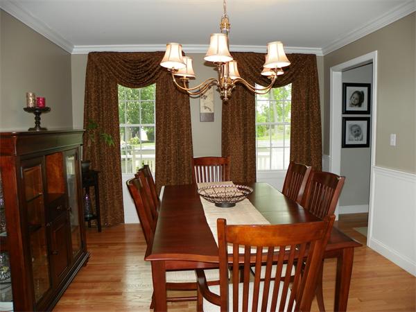 20 Benjamin Lane Reading, MA 01867 - Photo 8 of 28 Gallery Image 8