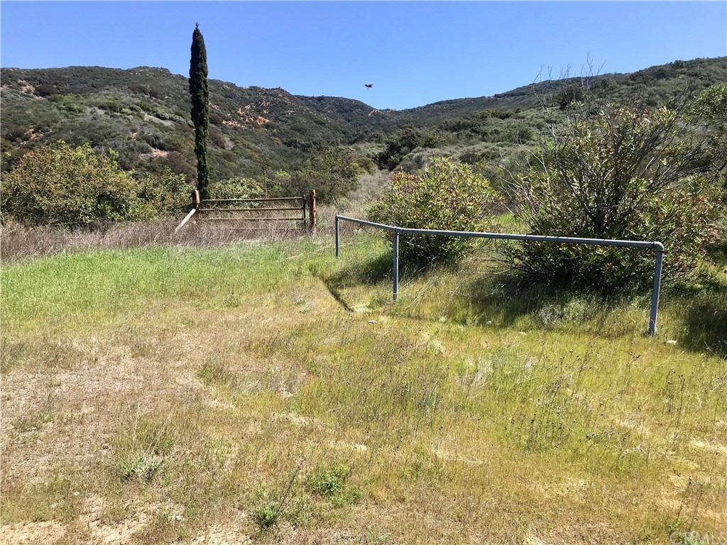 20 North Main Divide Road Silverado, CA 92676 - Photo 3 of 40