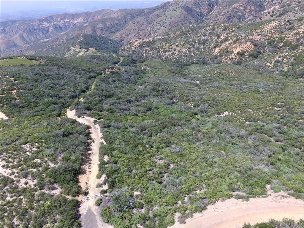 20 North Main Divide Road Silverado, CA 92676 - Photo 33 of 40