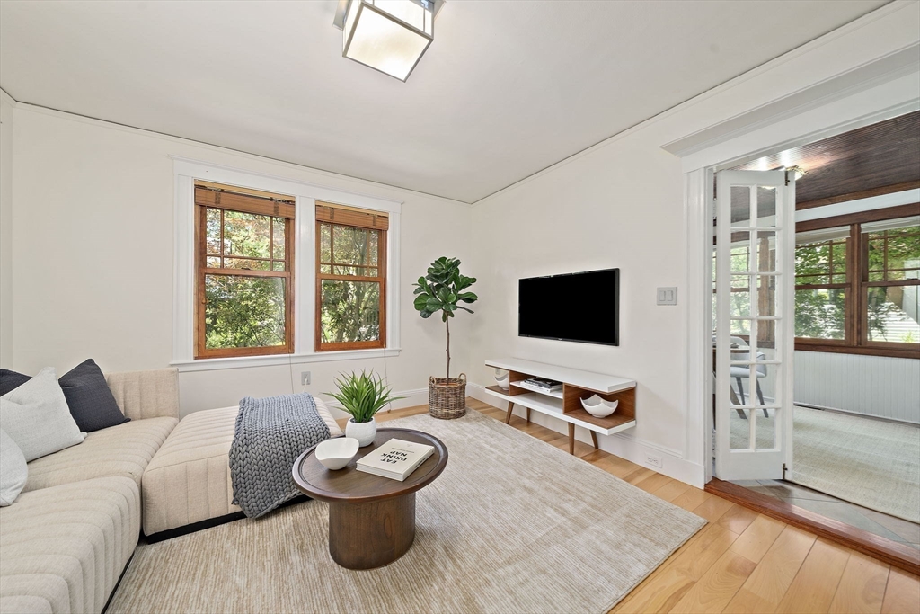 26 Hillside Road Newton, MA 02461 - Photo 12 of 36