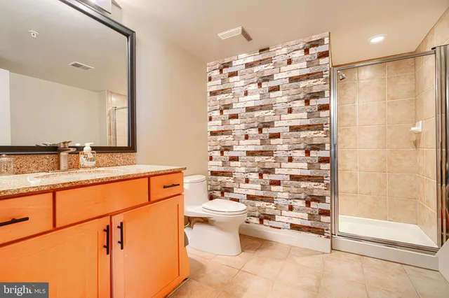 $180,000 | 414 Water Street, Unit 2701, Baltimore, MD 21202