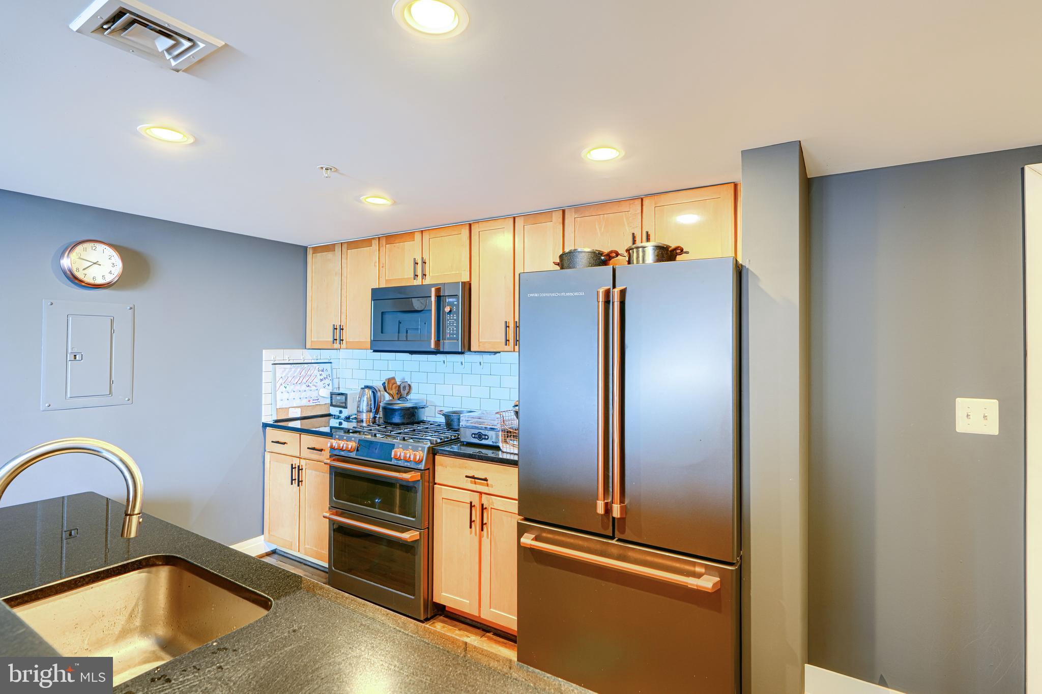 414 Water Street, Unit 2701 Baltimore, MD 21202 - Photo 7 of 24