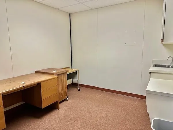 $850 | 251 7th Street, Unit C204, New Kensington, PA 15068