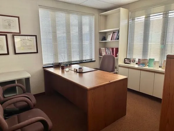 $850 | 251 7th Street, Unit C204, New Kensington, PA 15068