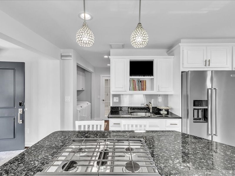6 Strathmore Road North Dartmouth, MA 02747 - Photo 24 of 42