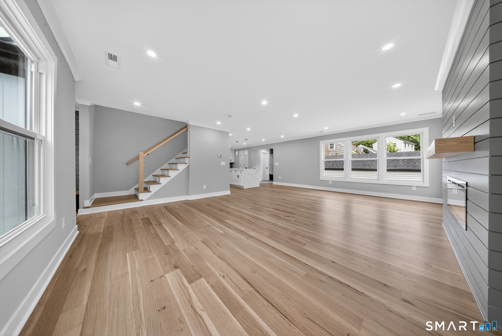 10 Cutrone Road Norwalk, CT 06850 - Photo 4 of 40