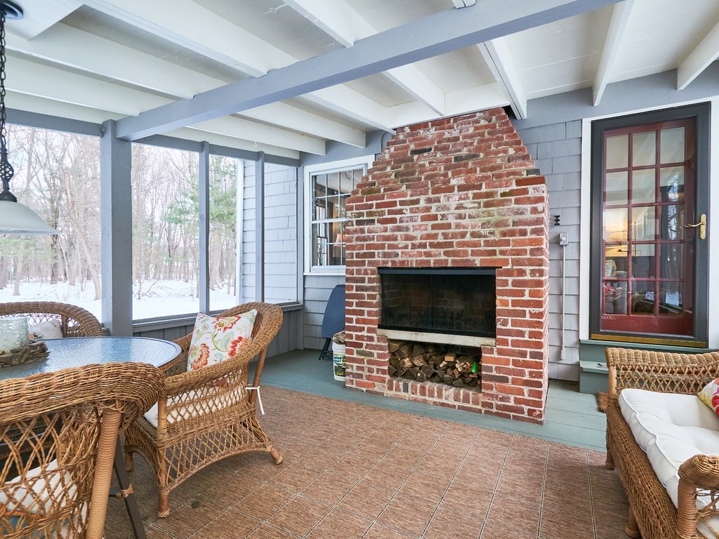 220 Haverhill Road Topsfield, MA 01983 - Photo 21 of 36 Gallery Image 21
