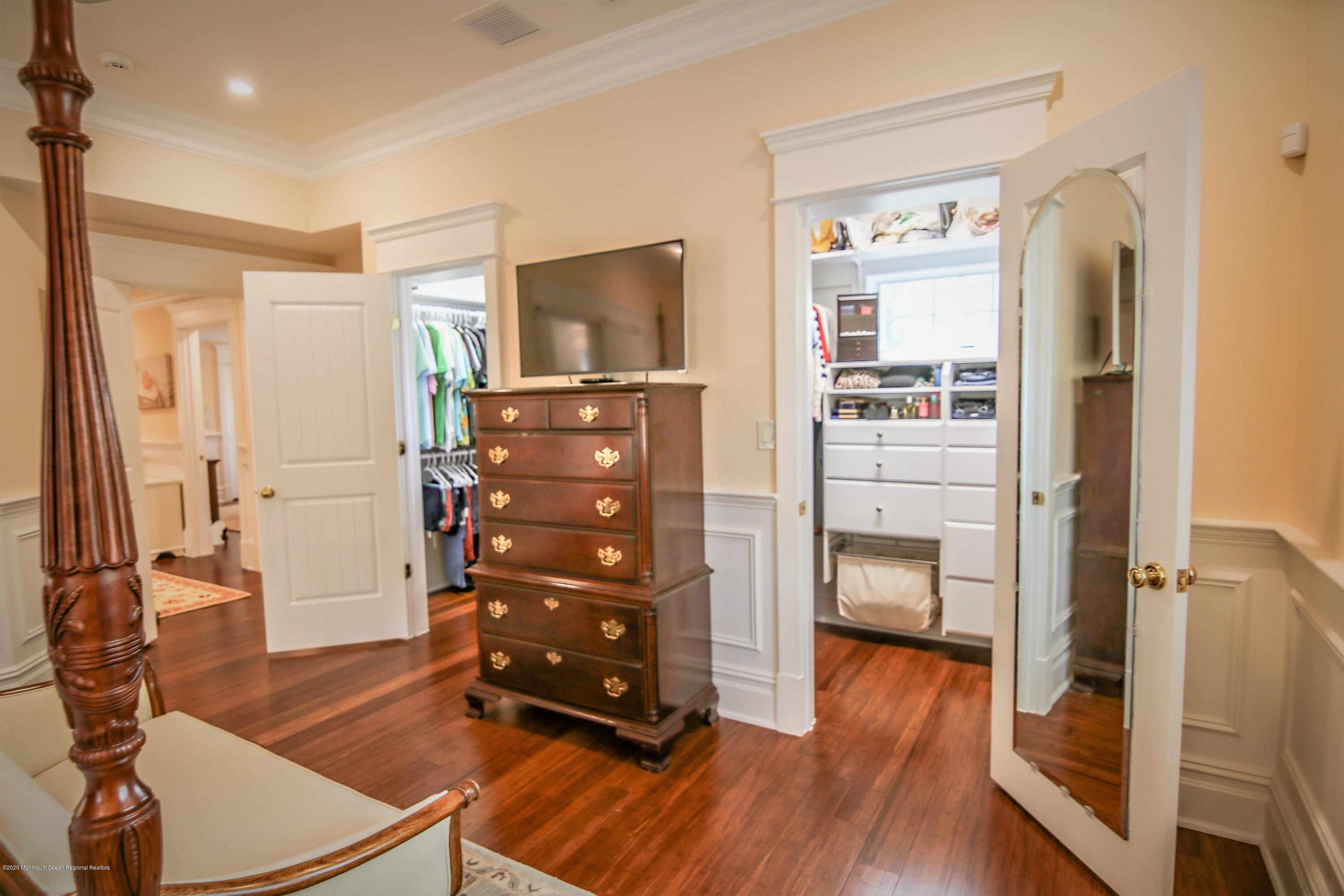 26 Willow Drive Little Silver, NJ 07739 - Photo 16 of 39 MBR WI Closets