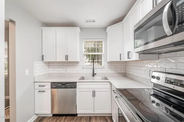 $254,990 | 932 South 5th Street, Mebane, NC 27302