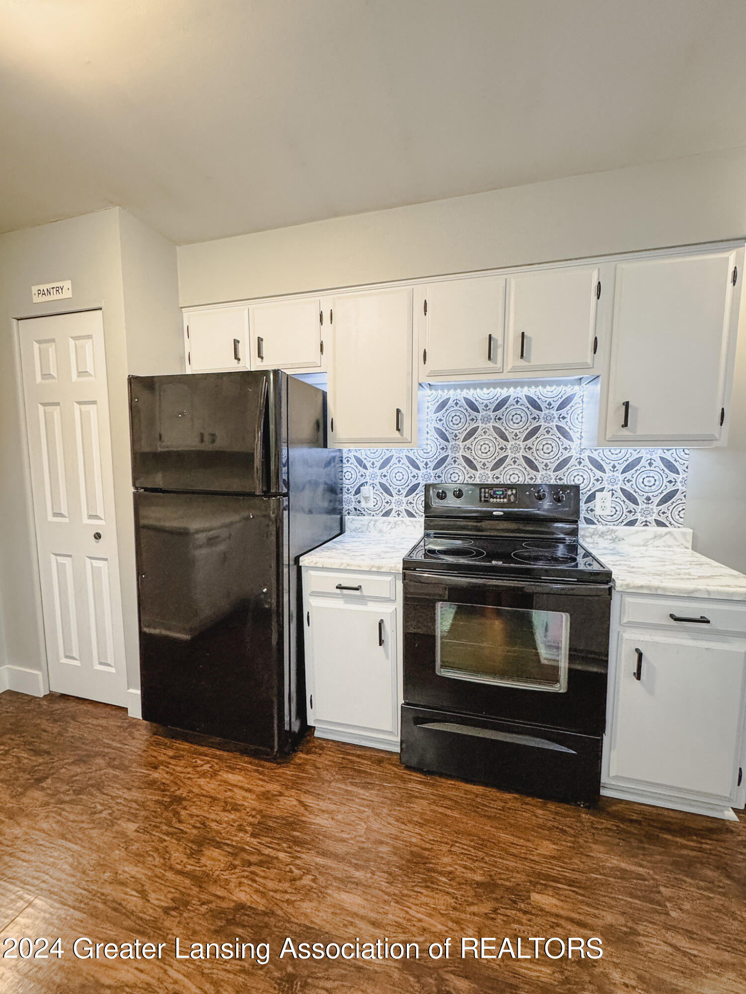 4498 Quarterline Road Muskegon, MI 49444 - Photo 28 of 51 Kitchen