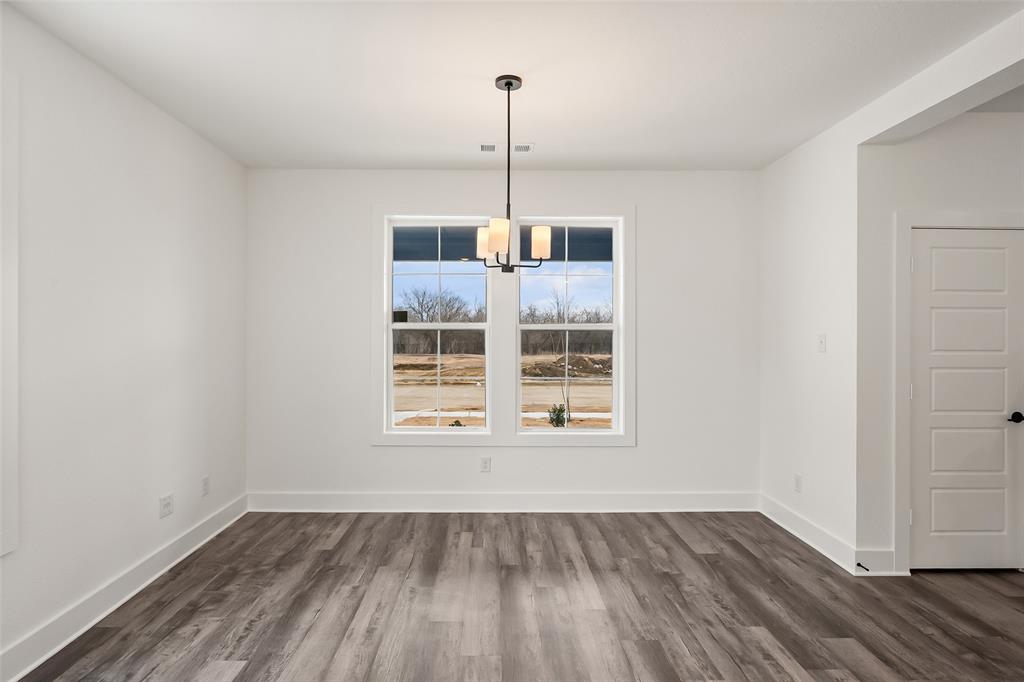 3526 Randall Terrace Grand Prairie, TX 76065 - Photo 12 of 40 Dining area