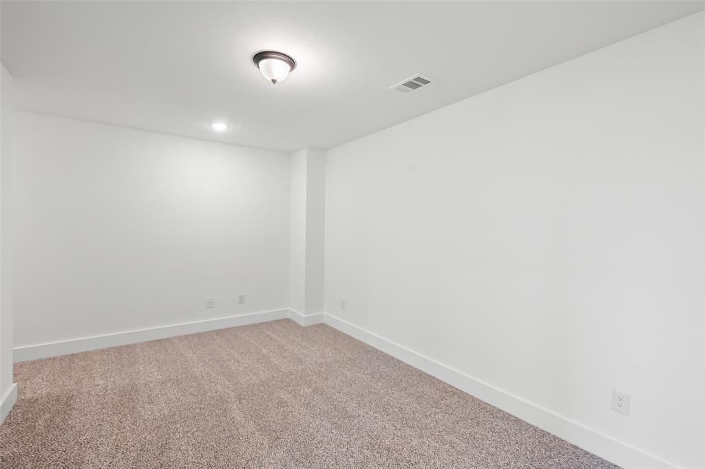 3526 Randall Terrace Grand Prairie, TX 76065 - Photo 28 of 40 Bonus room