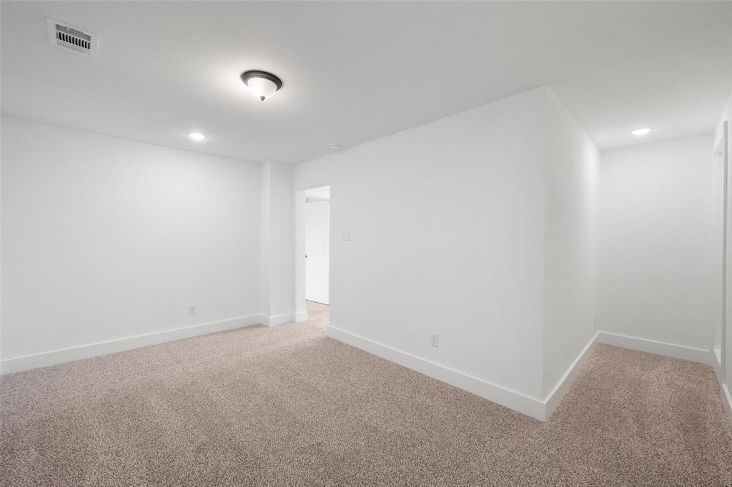 3526 Randall Terrace Grand Prairie, TX 76065 - Photo 29 of 40 Bonus room