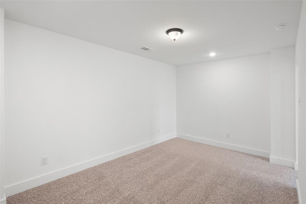 3526 Randall Terrace Grand Prairie, TX 76065 - Photo 30 of 40 Bonus room