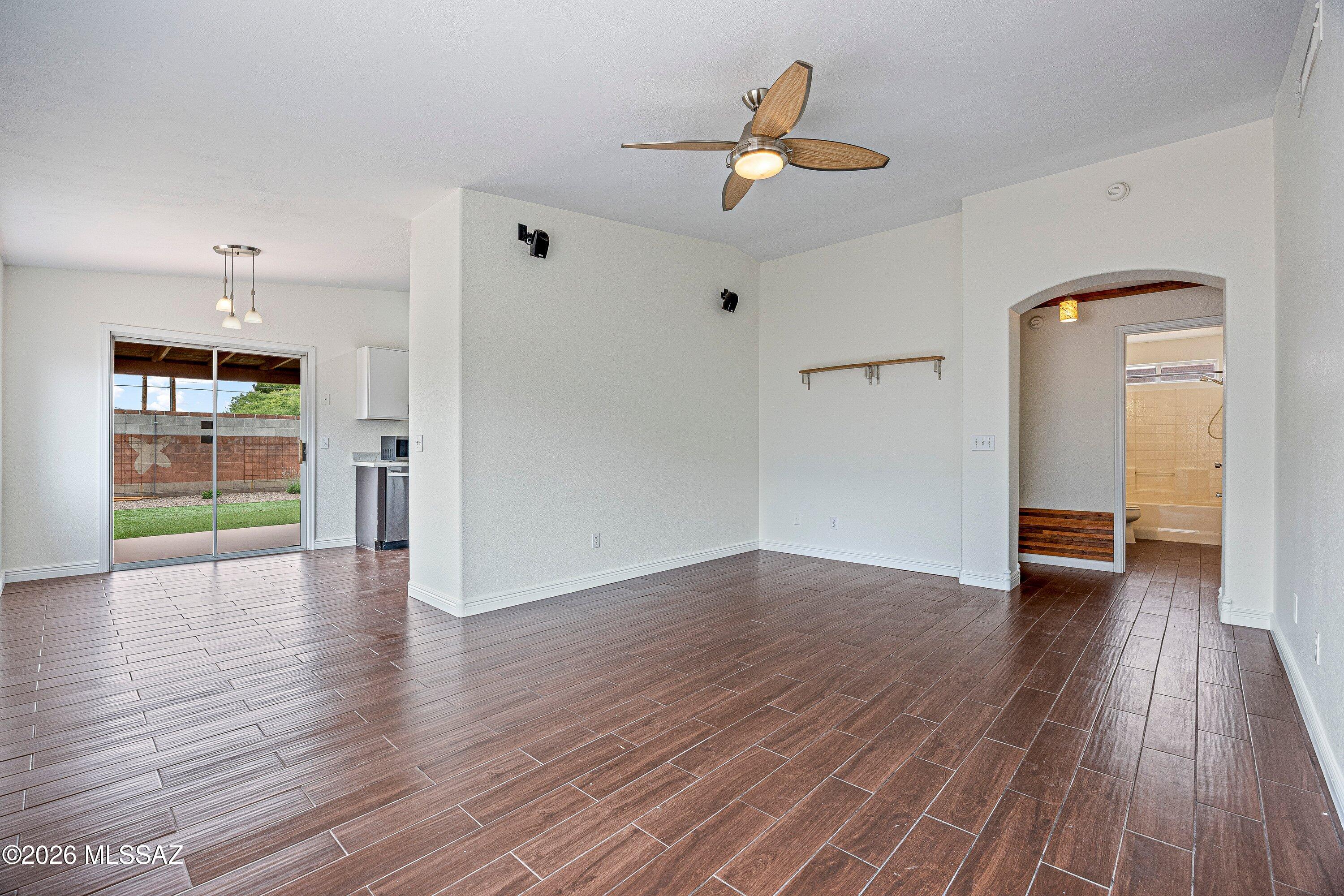 6078 North Raspberry Court Tucson, AZ 85741 - Photo 4 of 20