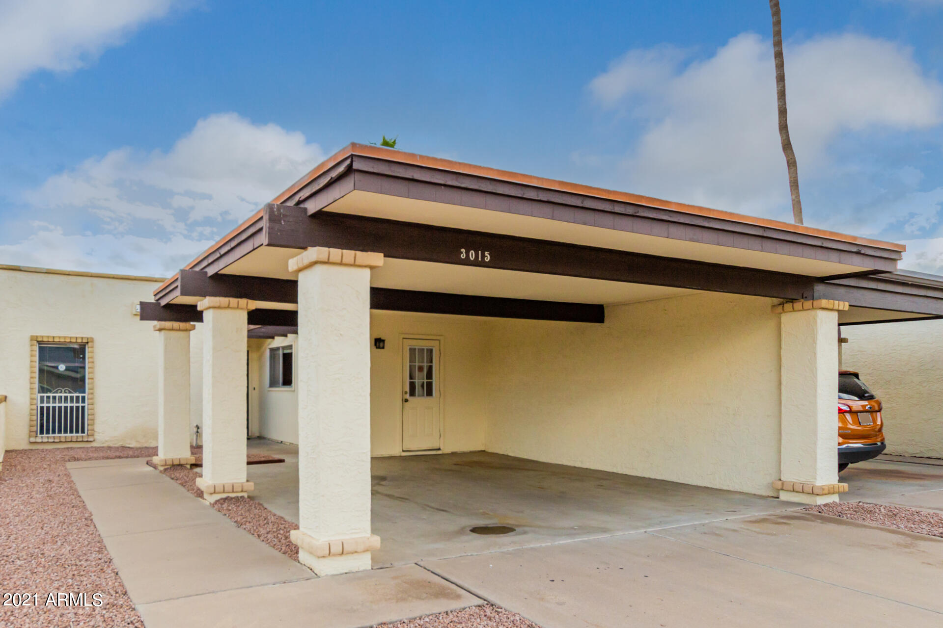 3015 West Hearn Road Phoenix, AZ 85053 - Photo 6 of 29 06-Hearn