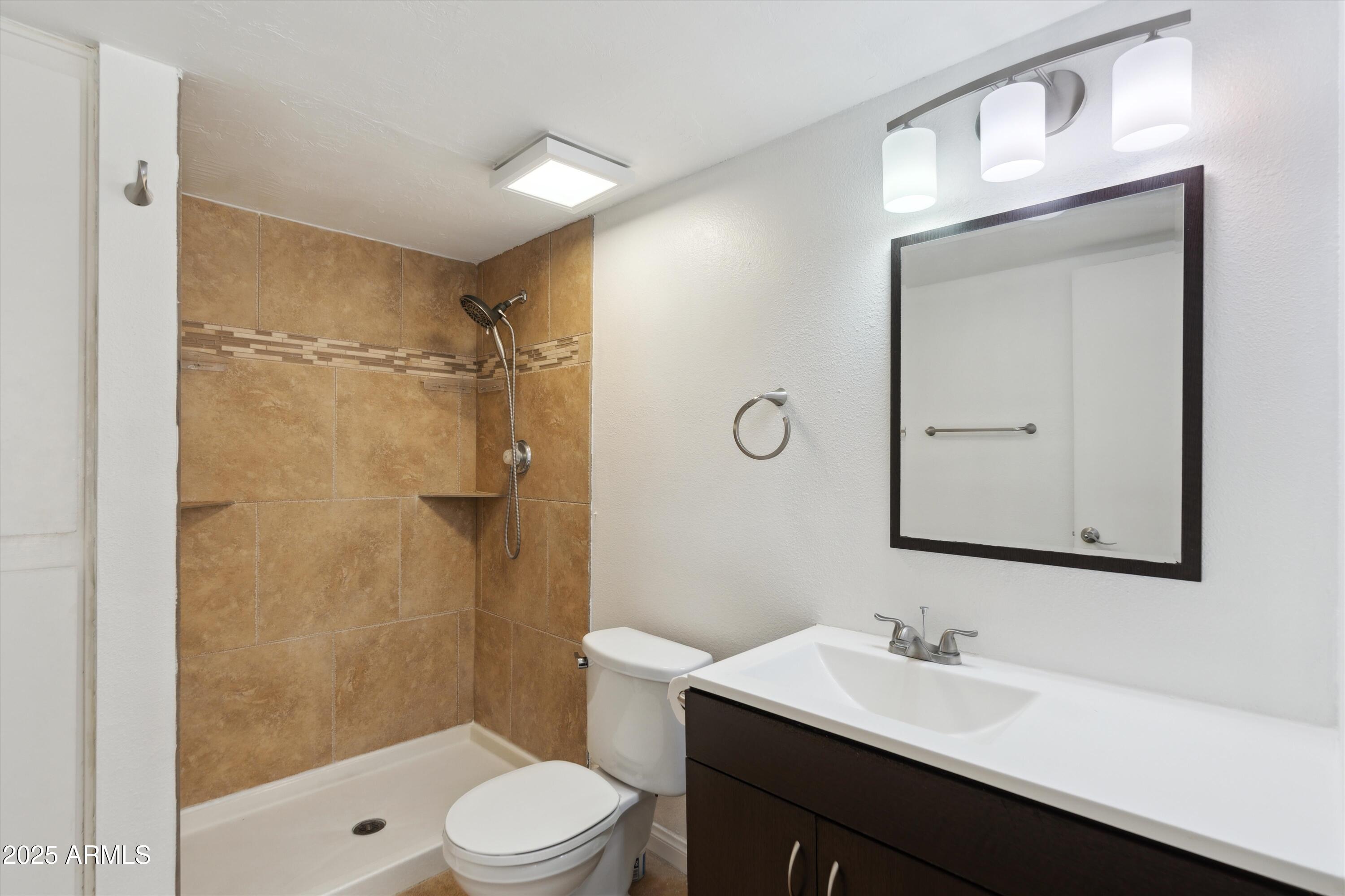 7940 East Camelback Road, Unit 101 Scottsdale, AZ 85251 - Photo 6 of 12 15-DSC09836