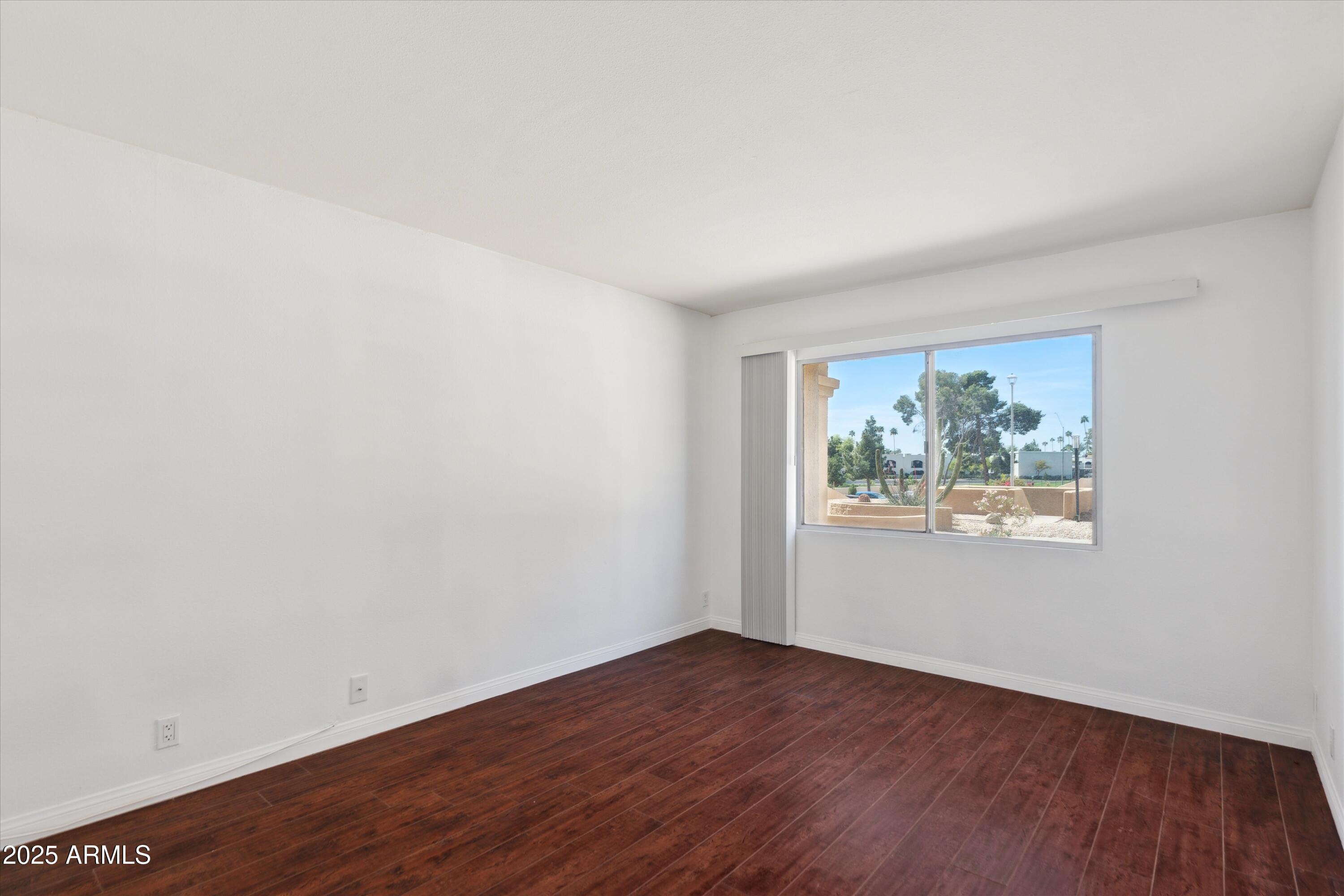 7940 East Camelback Road, Unit 101 Scottsdale, AZ 85251 - Photo 9 of 12 Secondary bedroom