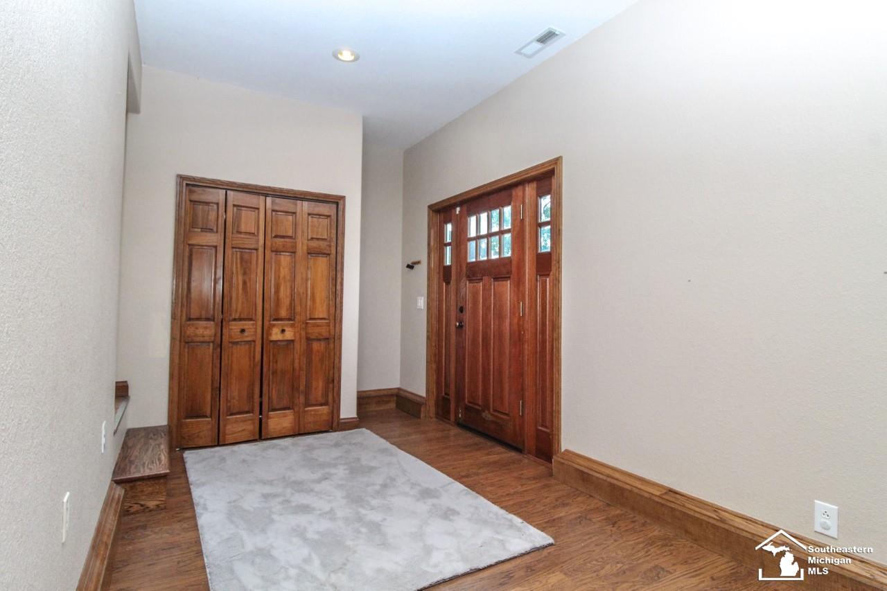 5121 School Road Petersburg, MI 49270 - Photo 4 of 40