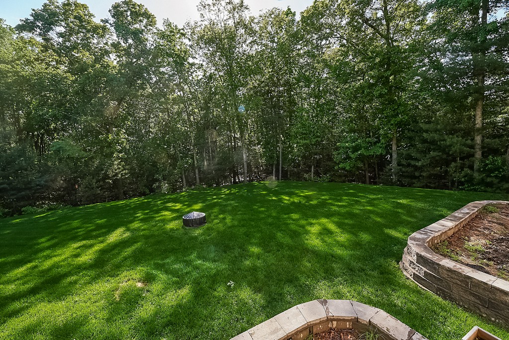 175 Samuel Drive Northbridge, MA 01588 - Photo 29 of 29 Gallery Image 29