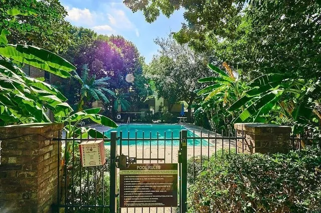 $1,400 | 10051 Westpark Drive, Unit 242, Houston, TX 77042