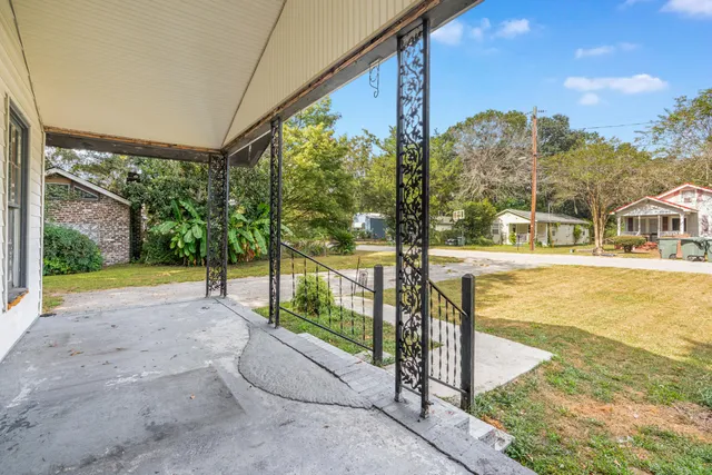 $325,000 | 5815 Robinson Street, Hanahan, SC 29410