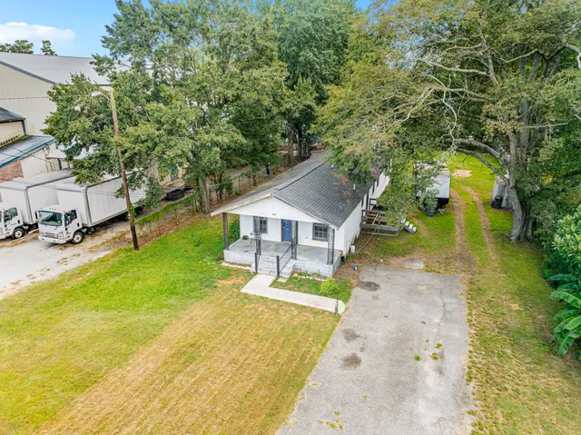 $325,000 | 5815 Robinson Street, Hanahan, SC 29410