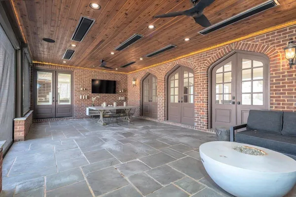 $1,299,000 | 1840 Overton Park Avenue, Memphis, TN 38112