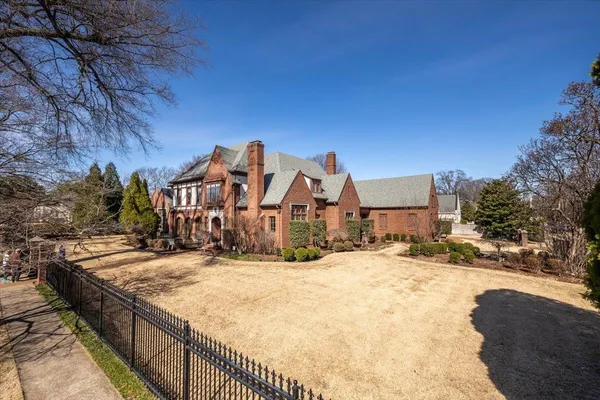 $1,299,000 | 1840 Overton Park Avenue, Memphis, TN 38112