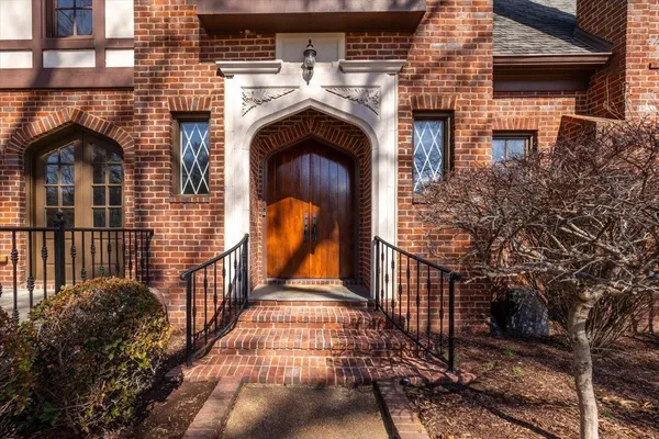 $1,299,000 | 1840 Overton Park Avenue, Memphis, TN 38112