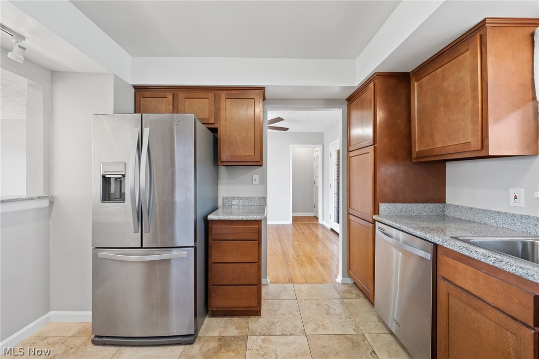 3070 West Sprague Road Cleveland, OH 44134 - Photo 8 of 22