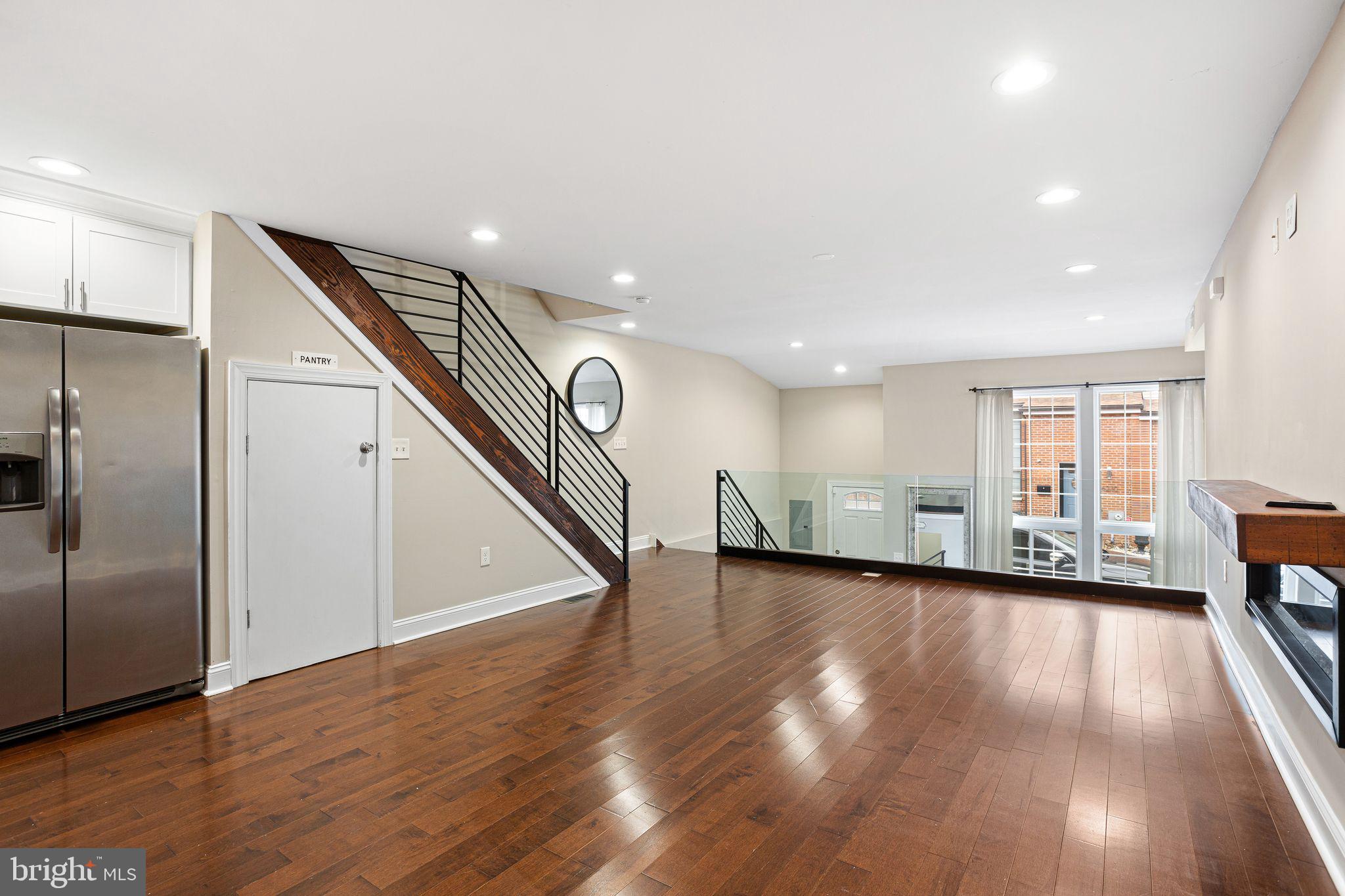 6225 Osage Avenue Philadelphia, PA 19143 - Photo 3 of 29