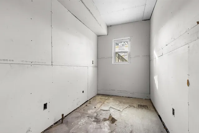 $145,000 | 416 North Horsman Street, Rockford, IL 61101